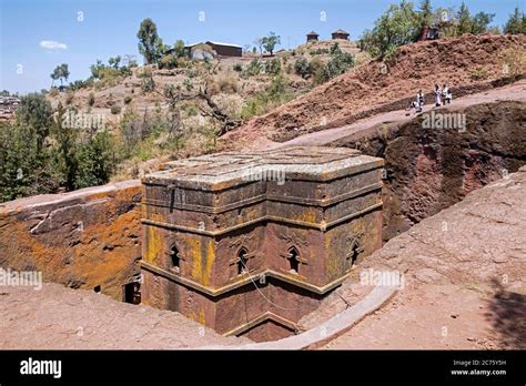 Die Lebendige Geschichte des Bete Giyorgis! Ein Monolithisches Wunder im Herzen von Lalibela